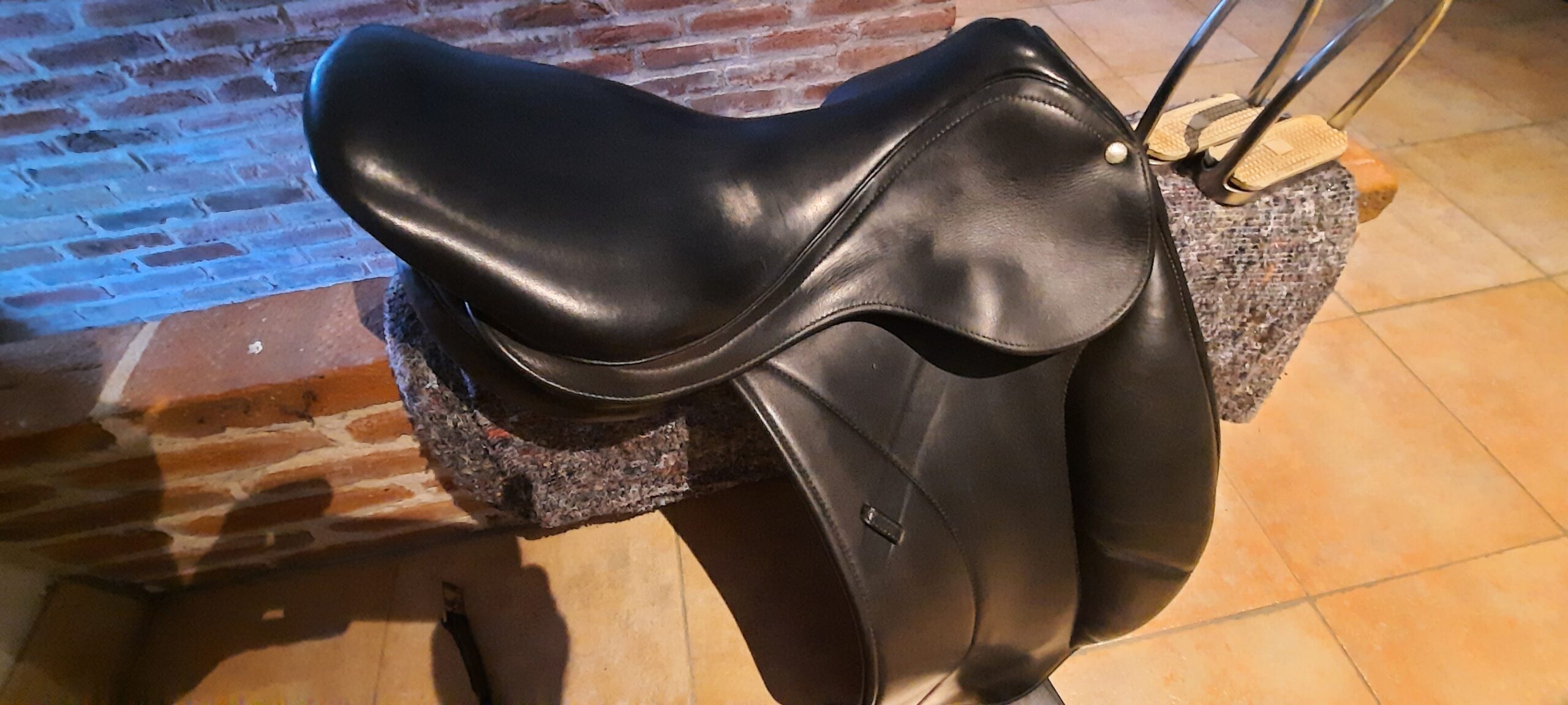 Selle dressage Forestier 17’’ – Image 5